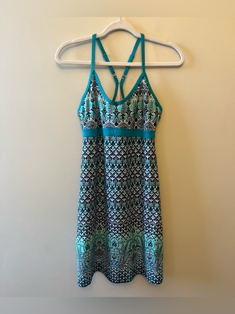 Athleta Shorebreak Racerback Swim Dress Women's Size Medium Damask Print